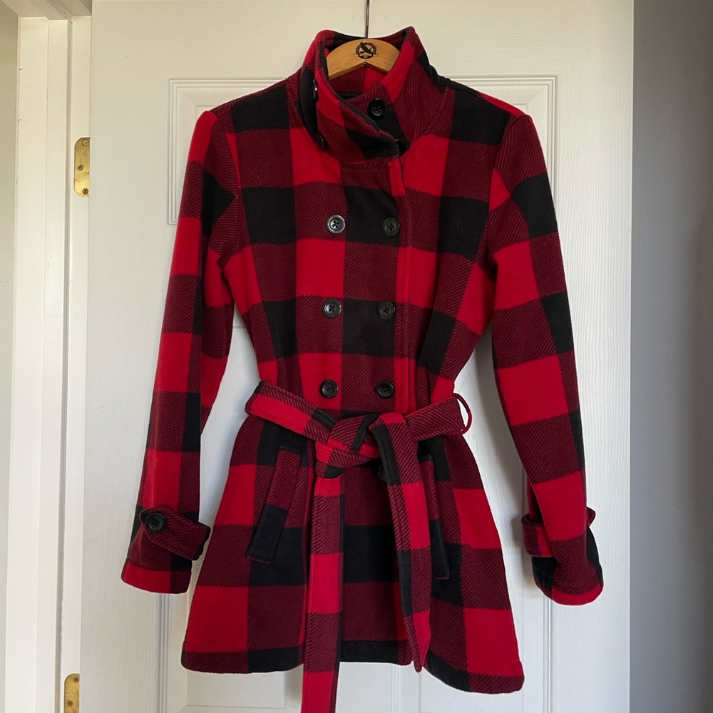 Ike Behar Black and Red Fleece Peacoat
